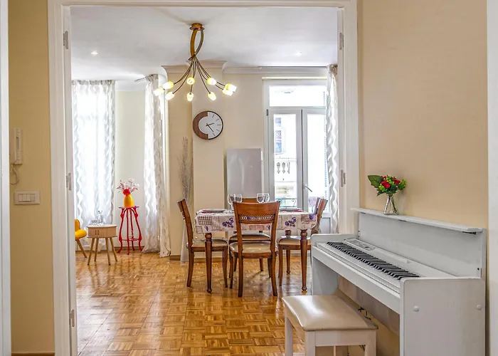 Menton, 3 Pieces, Climatisation * 芒通