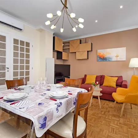 Menton, 3 Pieces, Climatisation * Menton